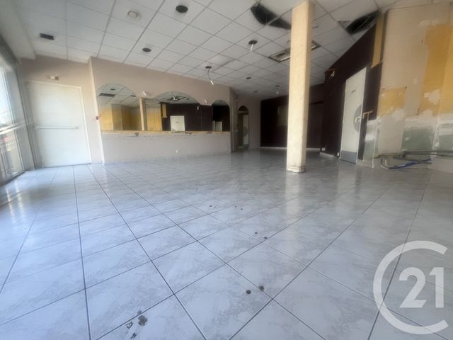 Local commercial à louer - 203.0 m2 - 24 - Dordogne