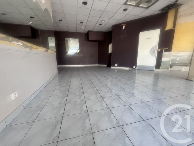 Local commercial à louer - 203.0 m2 - 24 - Dordogne