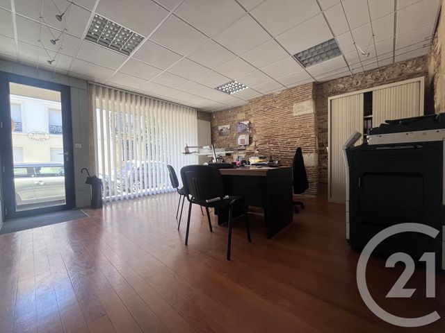 Bureaux à louer - 89.0 m2 - 24 - Dordogne
