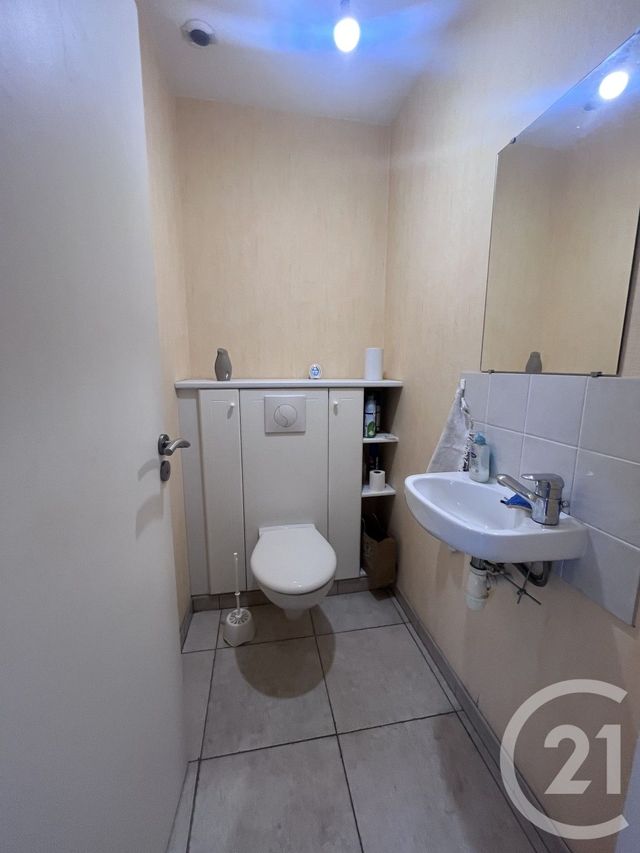 Bureaux à louer - 89.0 m2 - 24 - Dordogne