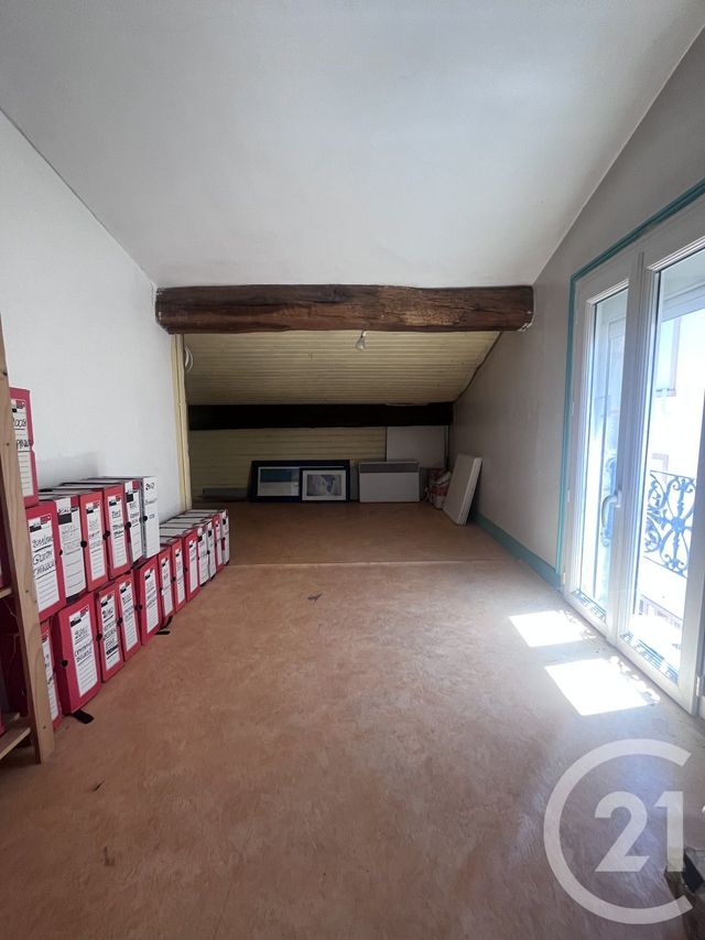 Bureaux à louer - 89.0 m2 - 24 - Dordogne