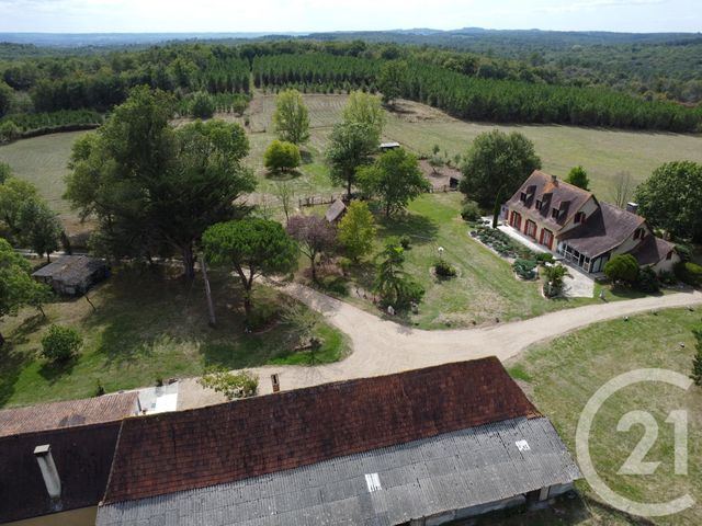 Maison à vendre - 13 pièces - 343,80 m2 - St Pierre D Eyraud - 24 - AQUITAINE