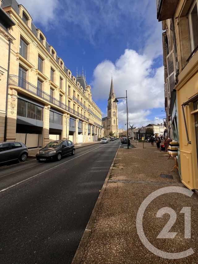 Local commercial à louer - 60.0 m2 - 24 - Dordogne