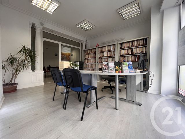 Local commercial à louer - 60.0 m2 - 24 - Dordogne