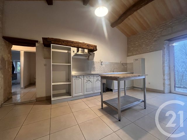 Maison &agrave; louer - 3 pi&egrave;ces - 66,50 m2 - Saussignac - 24 - AQUITAINE