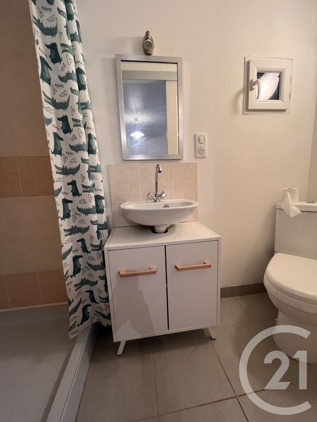 Maison &agrave; louer - 3 pi&egrave;ces - 66,50 m2 - Saussignac - 24 - AQUITAINE