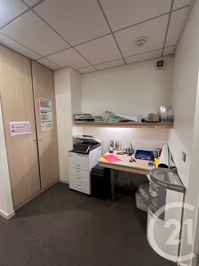 Local commercial à louer - 141.0 m2 - 24 - Dordogne