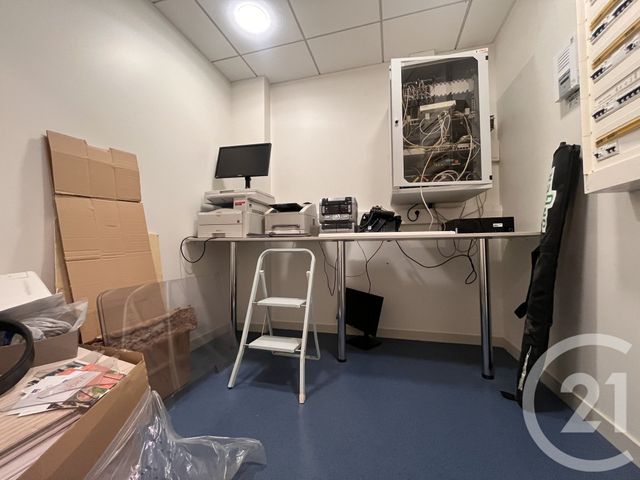 Local commercial à louer - 141.0 m2 - 24 - Dordogne