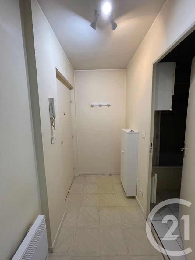 Appartement Studio &agrave; louer - 1 pi&egrave;ce - 31,50 m2 - Savigny Sur Orge - 91 - ILE-DE-FRANCE