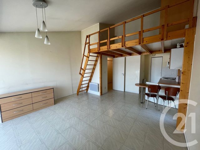 Appartement Studio &agrave; louer - 1 pi&egrave;ce - 31,50 m2 - Savigny Sur Orge - 91 - ILE-DE-FRANCE