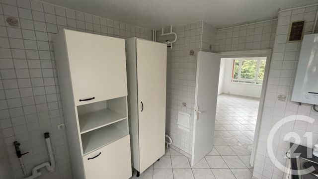 Appartement F3 &agrave; louer - 3 pi&egrave;ces - 54,95 m2 - Savigny Sur Orge - 91 - ILE-DE-FRANCE
