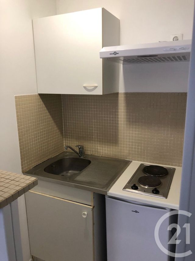 Appartement Studio &agrave; louer - 1 pi&egrave;ce - 20,75 m2 - Savigny Sur Orge - 91 - ILE-DE-FRANCE