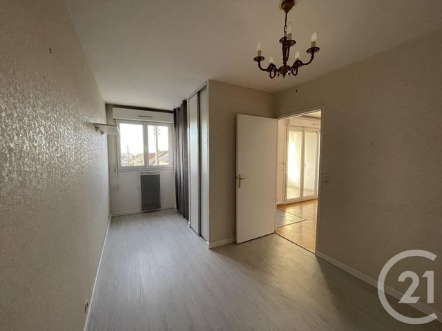 Appartement F2 &agrave; louer - 2 pi&egrave;ces - 42 m2 - Savigny Sur Orge - 91 - ILE-DE-FRANCE