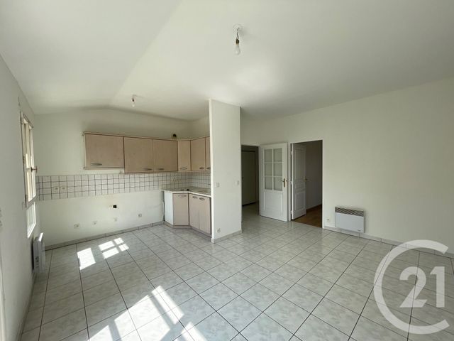 Appartement F2 &agrave; louer - 2 pi&egrave;ces - 42,81 m2 - Savigny Sur Orge - 91 - ILE-DE-FRANCE