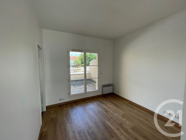 Appartement F2 &agrave; louer - 2 pi&egrave;ces - 42,81 m2 - Savigny Sur Orge - 91 - ILE-DE-FRANCE