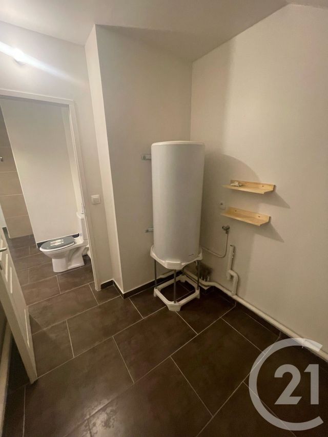 Appartement F2 &agrave; louer - 2 pi&egrave;ces - 67,46 m2 - Savigny Sur Orge - 91 - ILE-DE-FRANCE