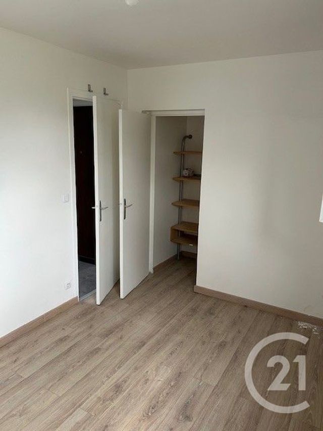 Appartement F2 &agrave; louer - 2 pi&egrave;ces - 42,60 m2 - Savigny Sur Orge - 91 - ILE-DE-FRANCE