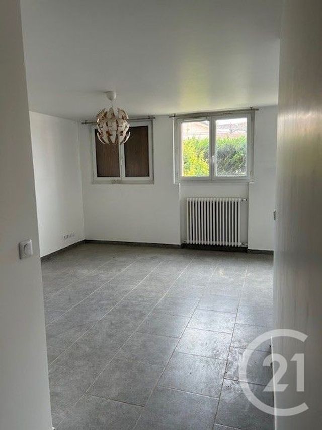Appartement F2 &agrave; louer - 2 pi&egrave;ces - 42,60 m2 - Savigny Sur Orge - 91 - ILE-DE-FRANCE