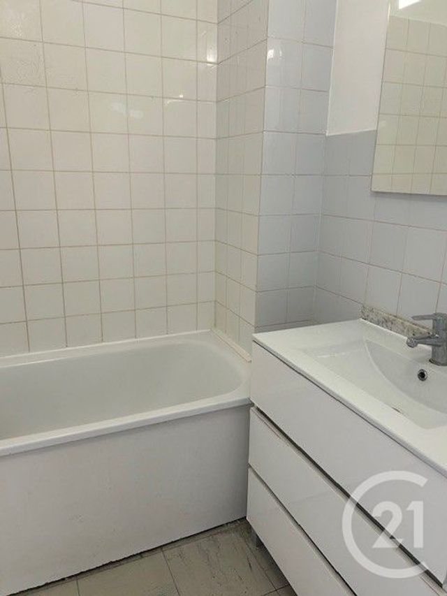 Appartement F3 à louer - 3 pièces - 53,81 m2 - Savigny Sur Orge - 91 - ILE-DE-FRANCE
