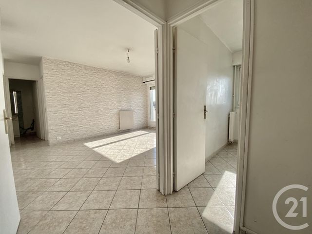 Appartement F2 à vendre - 2 pièces - 40 m2 - Savigny Sur Orge - 91 - ILE-DE-FRANCE