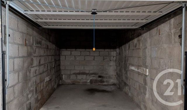 parking - SAVIGNY SUR ORGE - 91