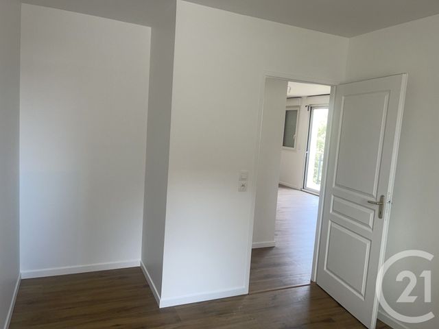 Appartement F3 &agrave; louer - 3 pi&egrave;ces - 57,86 m2 - Savigny Sur Orge - 91 - ILE-DE-FRANCE