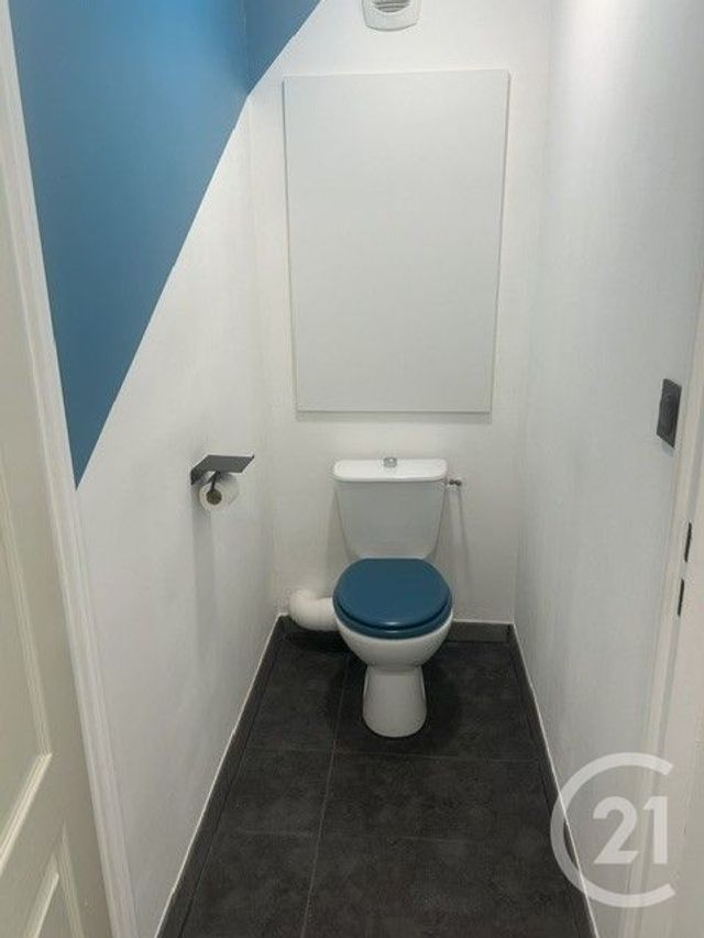 Appartement F1 &agrave; louer - 1 pi&egrave;ce - 28,60 m2 - Gif Sur Yvette - 91 - ILE-DE-FRANCE