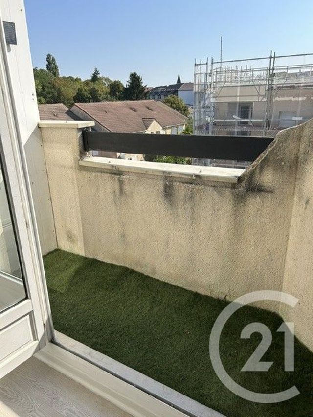 Appartement F1 &agrave; louer - 1 pi&egrave;ce - 28,60 m2 - Gif Sur Yvette - 91 - ILE-DE-FRANCE