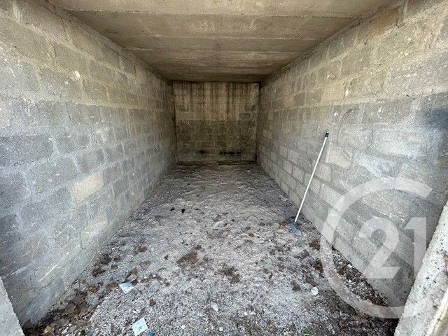 Parking &agrave; louer - 10 m2 - Ris Orangis - 91 - ILE-DE-FRANCE