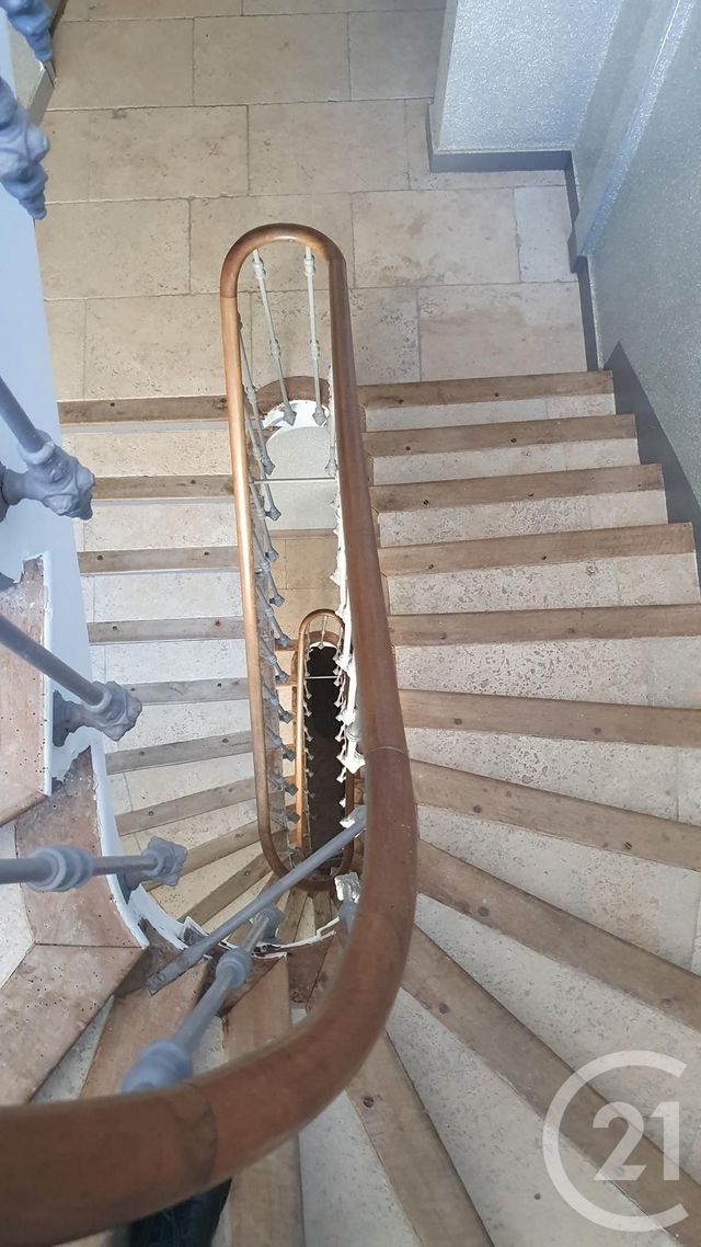 Appartement F3 &agrave; louer - 3 pi&egrave;ces - 69,80 m2 - Avignon - 84 - PROVENCE-ALPES-COTE-D-AZUR