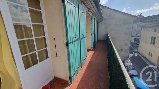 Appartement F3 &agrave; louer - 3 pi&egrave;ces - 70 m2 - Roquemaure - 30 - LANGUEDOC-ROUSSILLON