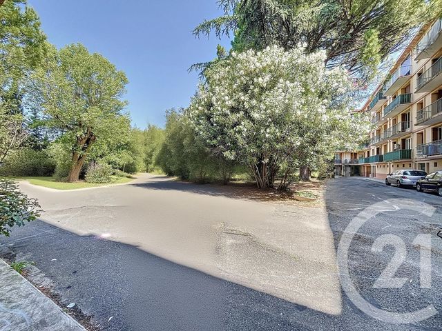 Appartement F4 à vendre - 4 pièces - 79,86 m2 - Avignon - 84 - PROVENCE-ALPES-COTE-D-AZUR