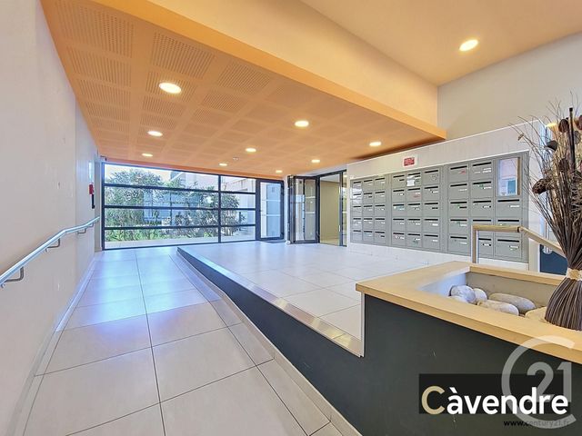 Appartement F3 &agrave; vendre - 3 pi&egrave;ces - 77 m2 - Avignon - 84 - PROVENCE-ALPES-COTE-D-AZUR