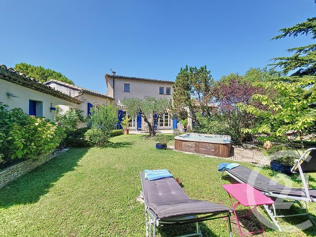 Maison à vendre - 5 pièces - 140 m2 - St Saturnin Les Avignon - 84 - PROVENCE-ALPES-COTE-D-AZUR
