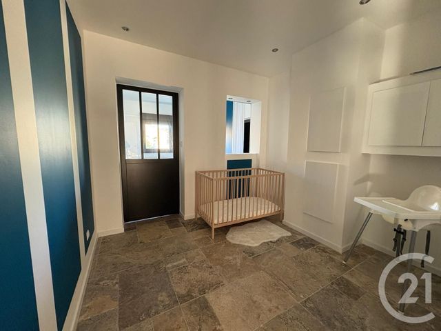 Maison &agrave; vendre - 5 pi&egrave;ces - 195 m2 - Sorgues - 84 - PROVENCE-ALPES-COTE-D-AZUR