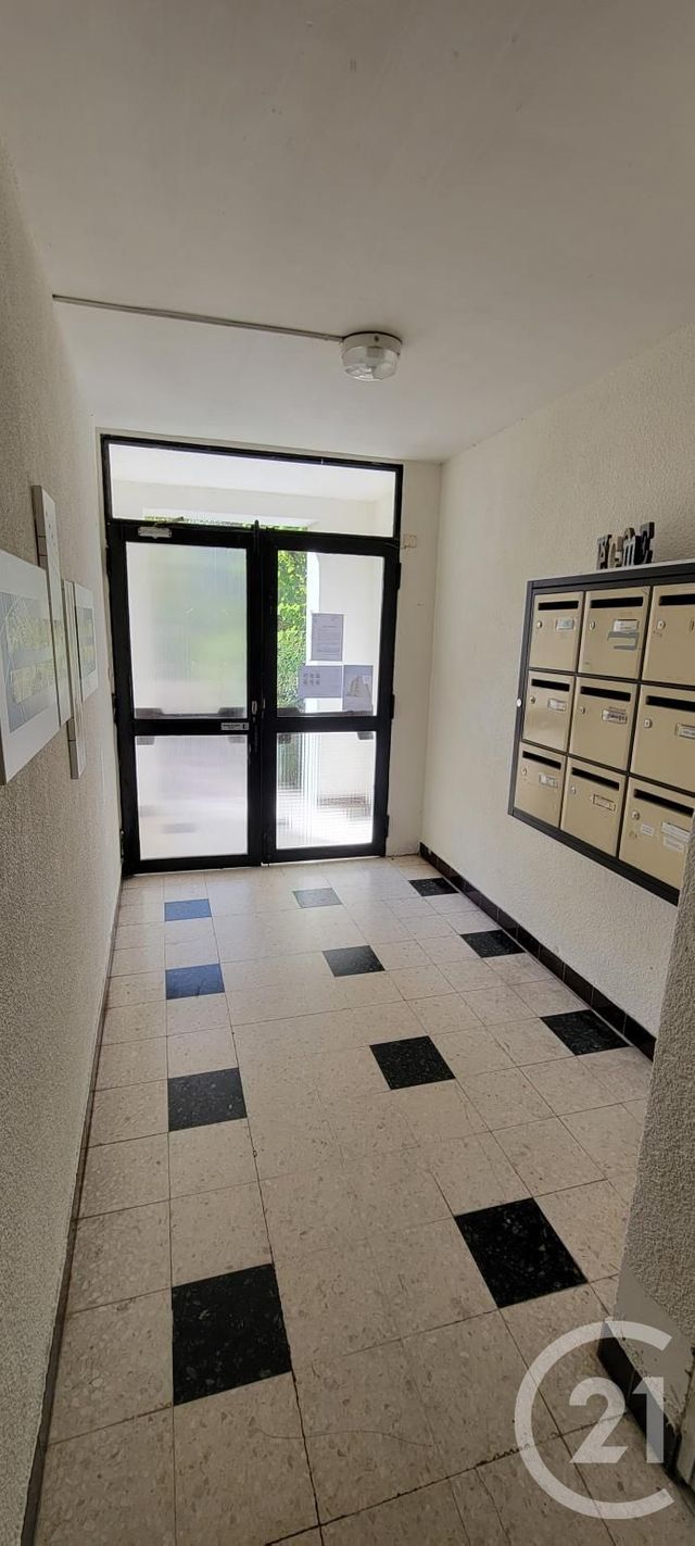 Appartement F4 &agrave; vendre - 4 pi&egrave;ces - 73 m2 - Avignon - 84 - PROVENCE-ALPES-COTE-D-AZUR