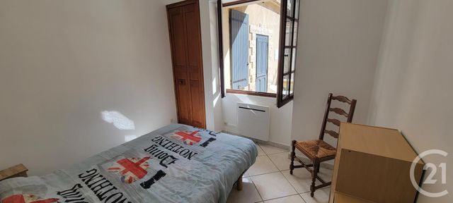 Appartement F3 &agrave; louer - 3 pi&egrave;ces - 54,10 m2 - Roquemaure - 30 - LANGUEDOC-ROUSSILLON