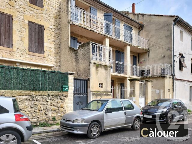Appartement F3 &agrave; louer - 3 pi&egrave;ces - 54,10 m2 - Roquemaure - 30 - LANGUEDOC-ROUSSILLON
