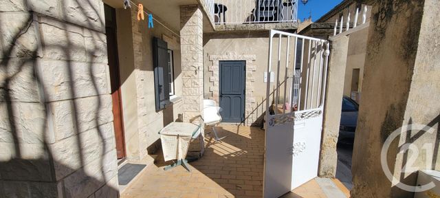 Appartement F3 &agrave; louer - 3 pi&egrave;ces - 54,10 m2 - Roquemaure - 30 - LANGUEDOC-ROUSSILLON