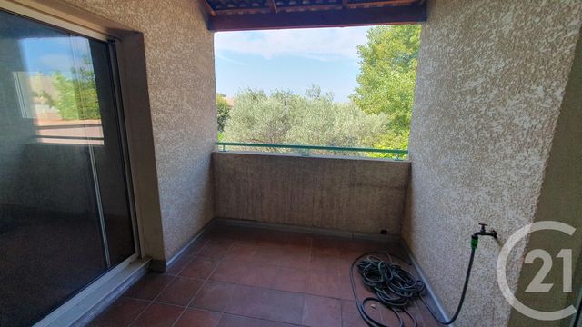 Appartement F3 &agrave; louer - 3 pi&egrave;ces - 70,81 m2 - Avignon - 84 - PROVENCE-ALPES-COTE-D-AZUR