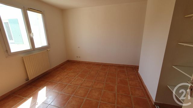 Appartement F3 &agrave; louer - 3 pi&egrave;ces - 70,81 m2 - Avignon - 84 - PROVENCE-ALPES-COTE-D-AZUR