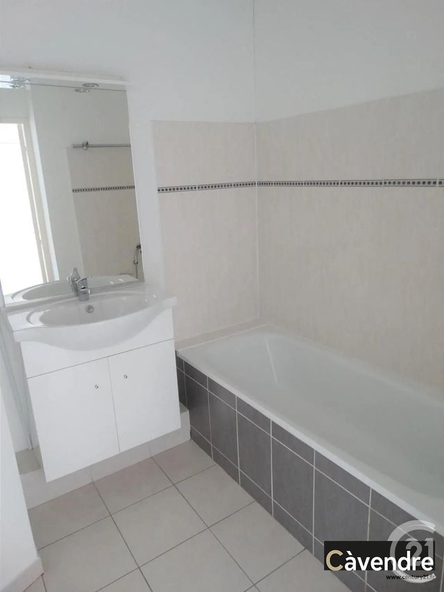 Appartement F3 à vendre - 3 pièces - 65,90 m2 - Avignon - 84 - PROVENCE-ALPES-COTE-D-AZUR