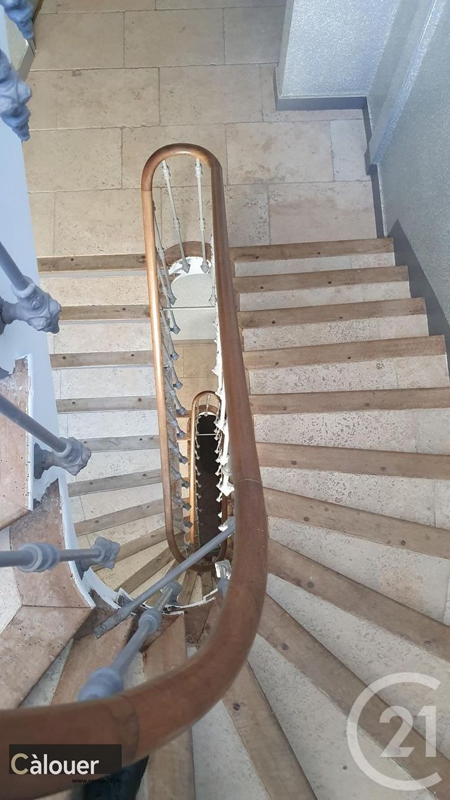 Appartement Studio &agrave; louer - 1 pi&egrave;ce - 16 m2 - Avignon - 84 - PROVENCE-ALPES-COTE-D-AZUR