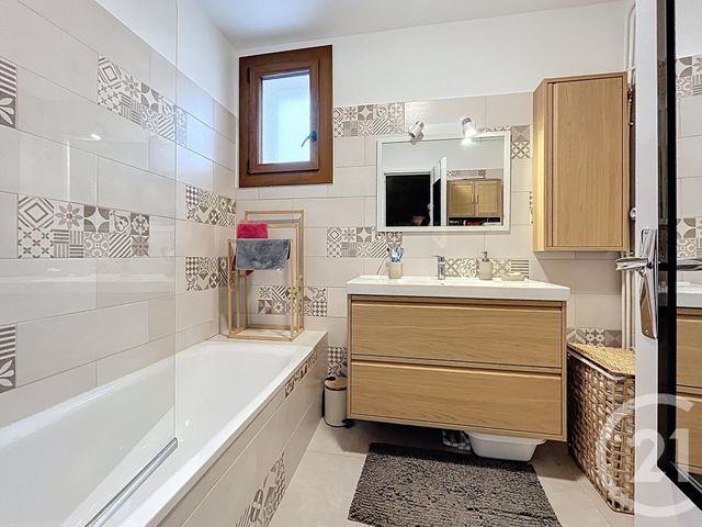 Appartement F5 &agrave; vendre - 5 pi&egrave;ces - 100 m2 - Avignon - 84 - PROVENCE-ALPES-COTE-D-AZUR