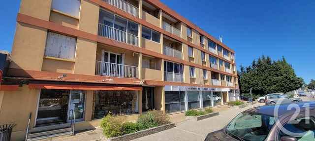 Appartement T4 &agrave; vendre - 4 pi&egrave;ces - 90,96 m2 - Villeneuve Les Avignon - 30 - LANGUEDOC-ROUSSILLON