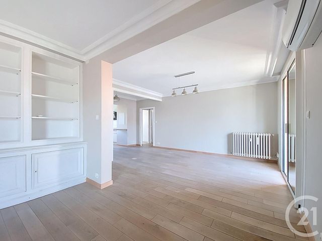 Appartement T4 &agrave; vendre - 4 pi&egrave;ces - 90,96 m2 - Villeneuve Les Avignon - 30 - LANGUEDOC-ROUSSILLON