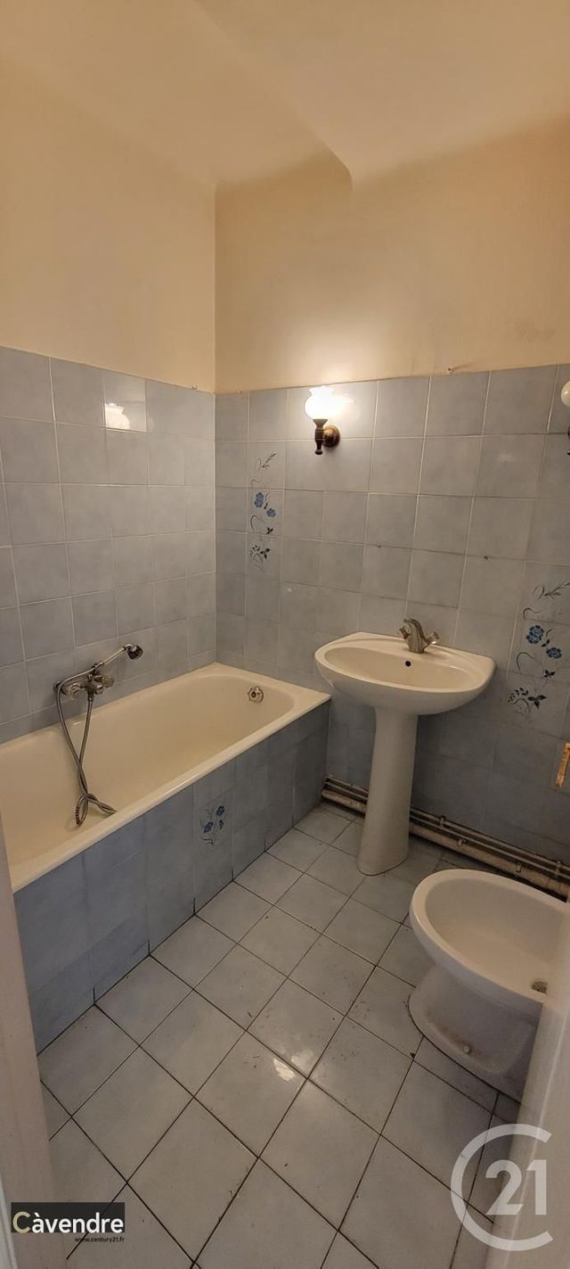 Appartement F4 &agrave; vendre - 4 pi&egrave;ces - 71,77 m2 - Avignon - 84 - PROVENCE-ALPES-COTE-D-AZUR