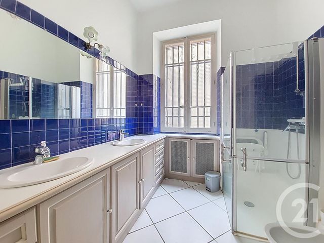 Appartement F4 &agrave; vendre - 4 pi&egrave;ces - 130,91 m2 - Avignon - 84 - PROVENCE-ALPES-COTE-D-AZUR