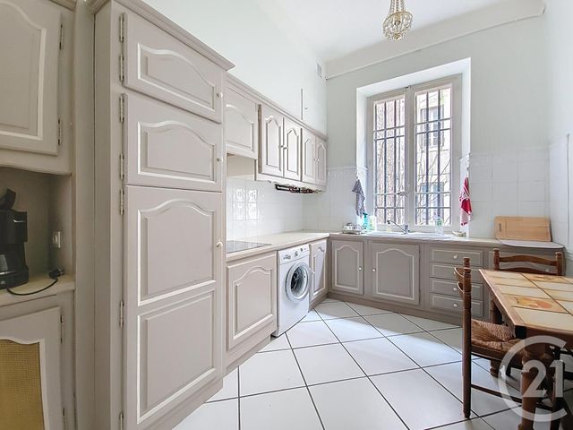 Appartement F4 &agrave; vendre - 4 pi&egrave;ces - 130,91 m2 - Avignon - 84 - PROVENCE-ALPES-COTE-D-AZUR