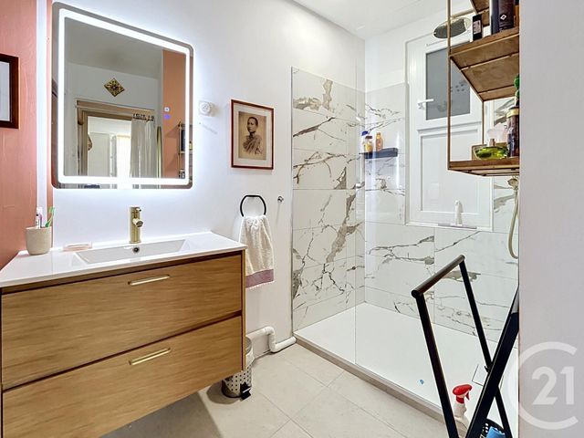 Appartement F4 &agrave; vendre - 4 pi&egrave;ces - 84,55 m2 - Avignon - 84 - PROVENCE-ALPES-COTE-D-AZUR